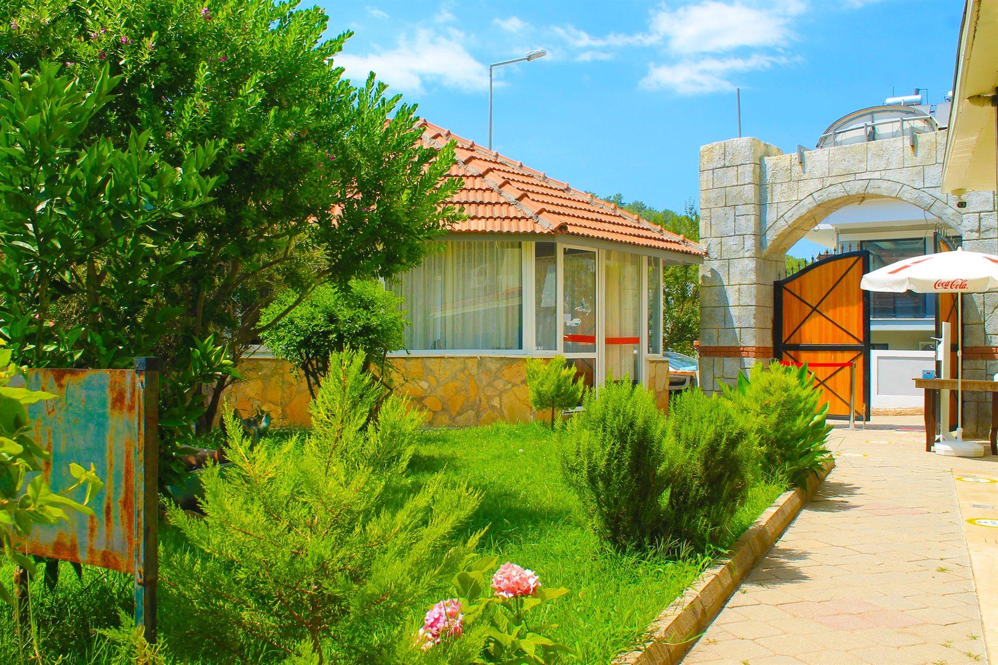 Carmina Hotel Ολουντενίζ Εξωτερικό φωτογραφία