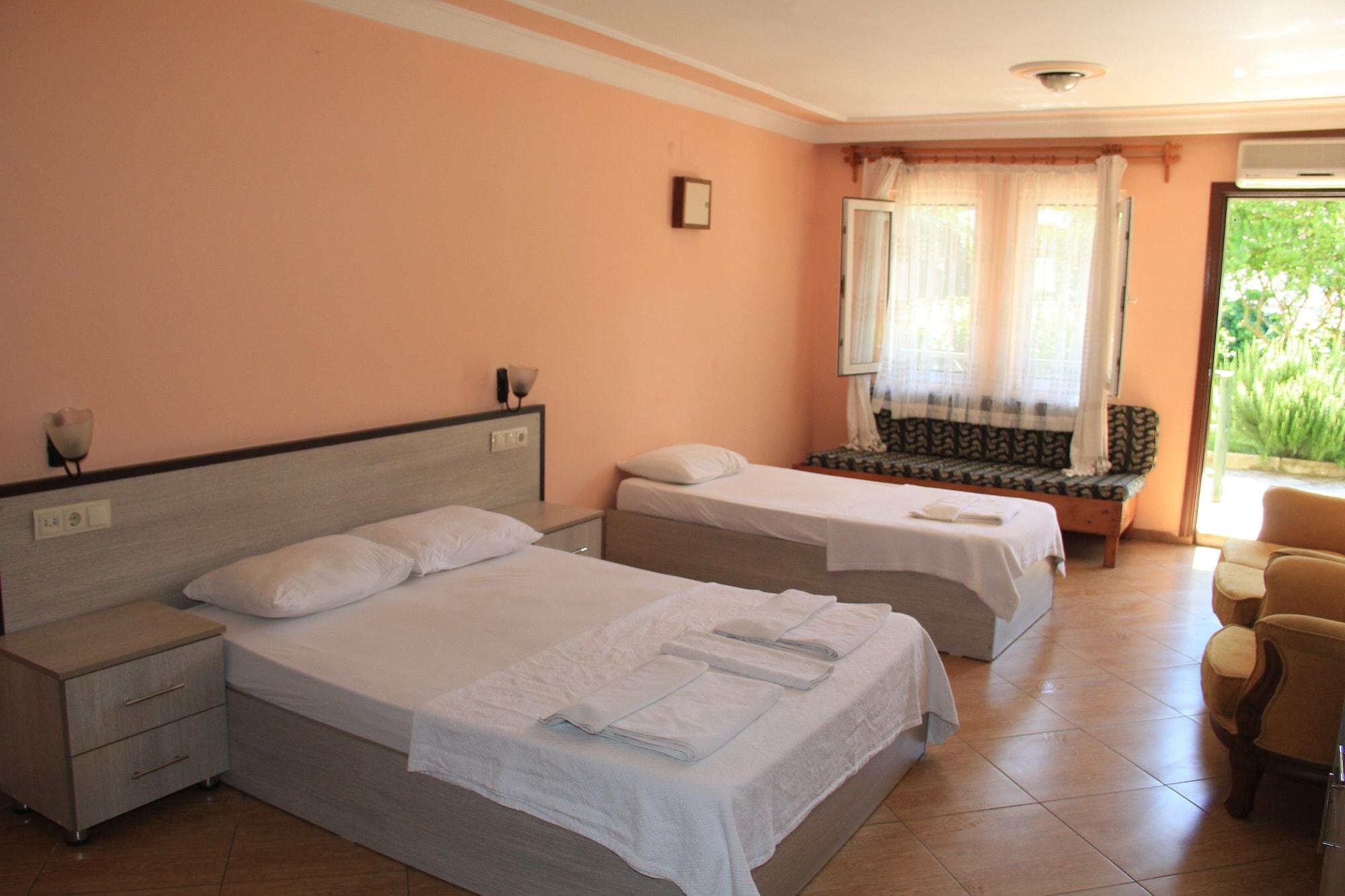 Carmina Hotel Ολουντενίζ Εξωτερικό φωτογραφία