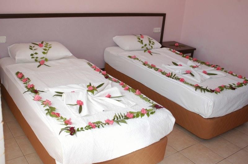 Carmina Hotel Ολουντενίζ Εξωτερικό φωτογραφία